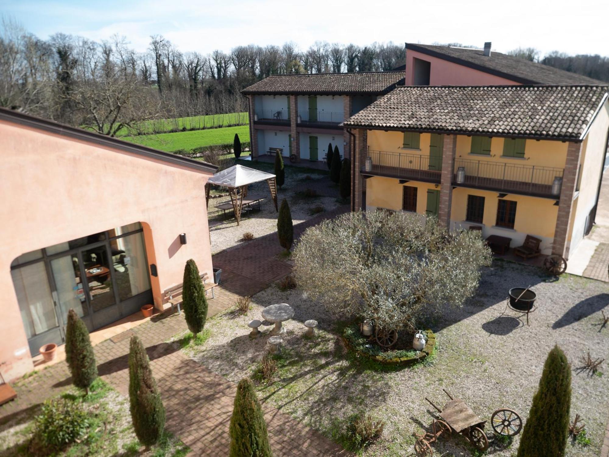 Agriturismo Borgo Del Mincio Volta Mantovana Exterior photo